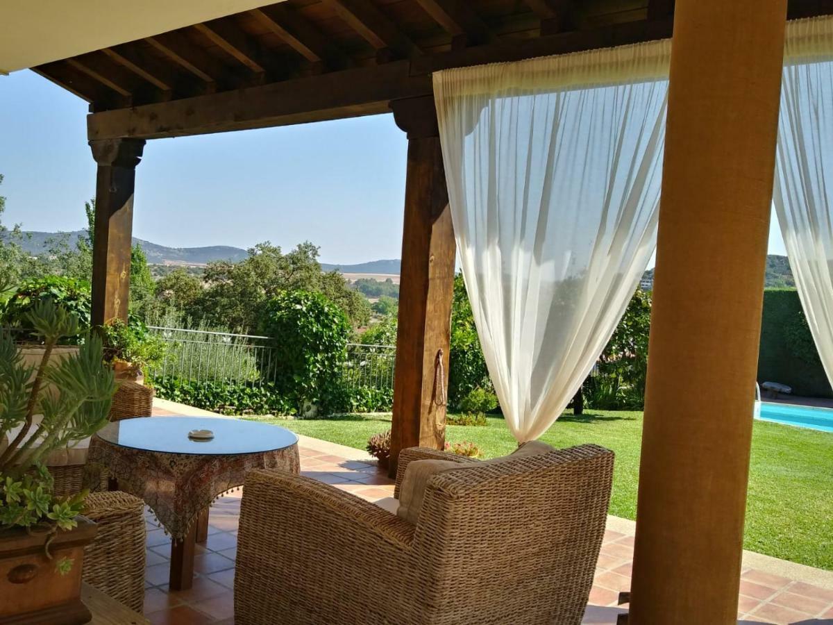 Jardin De La Yedra Vendégház Caces Kültér fotó
