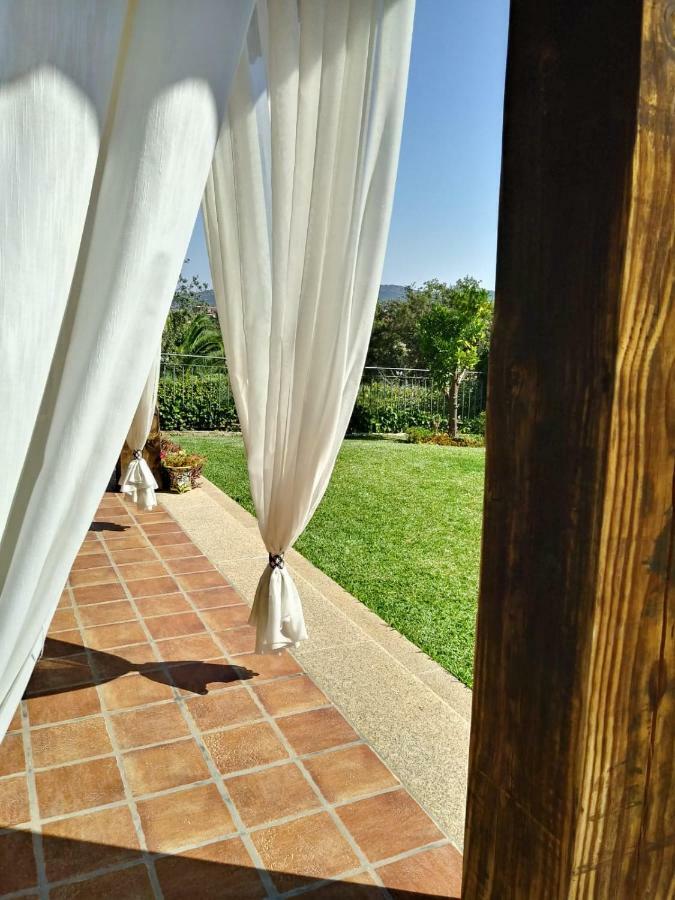 Jardin De La Yedra Vendégház Caces Kültér fotó